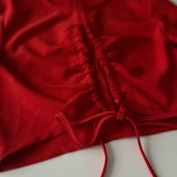 H&M Red Ruched Crop Top - Picture 6 of 9